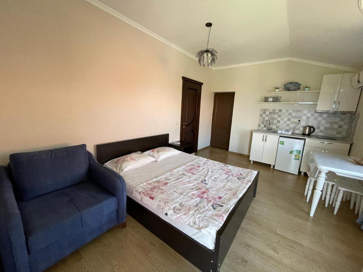Guest House Kobuleti Extérieur photo