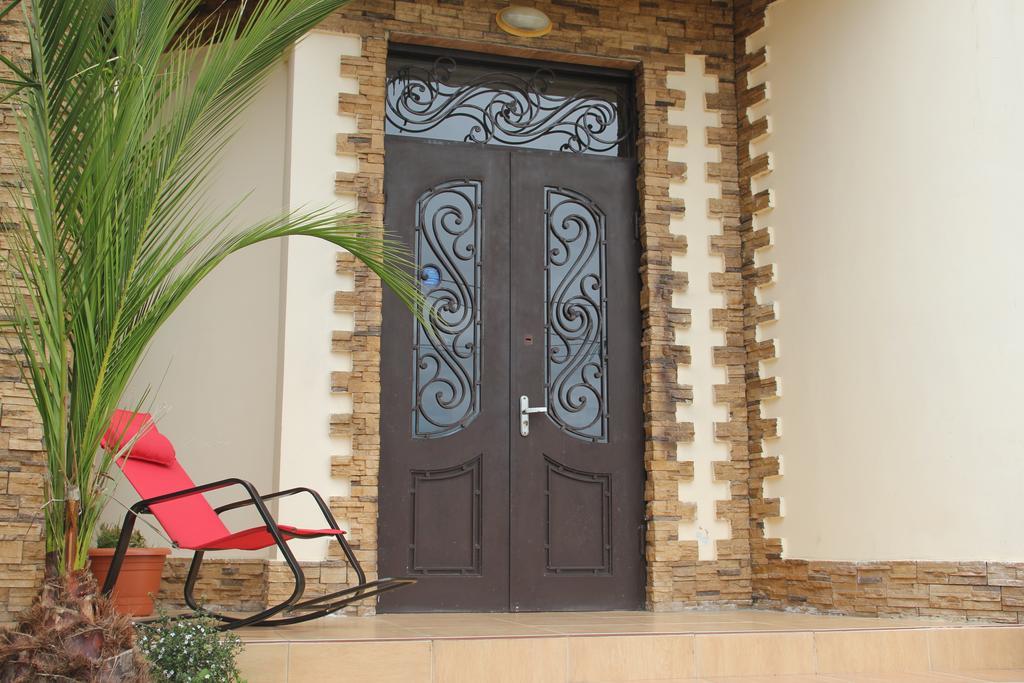 Guest House Kobuleti Extérieur photo