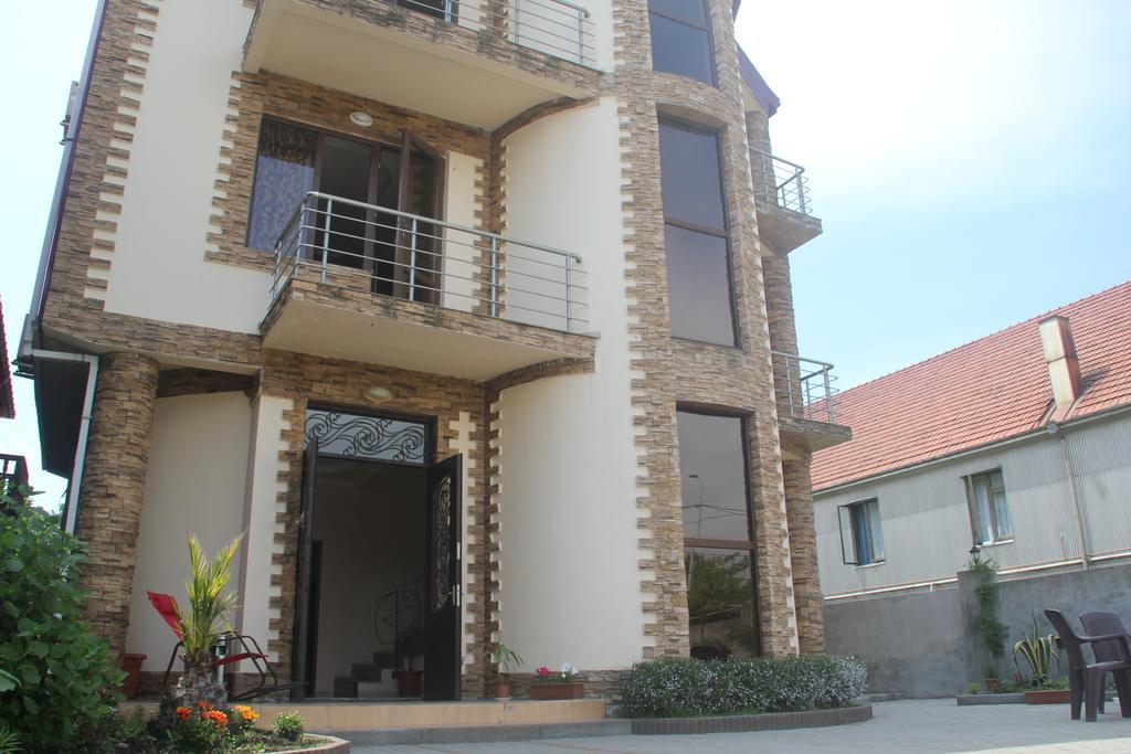Guest House Kobuleti Extérieur photo